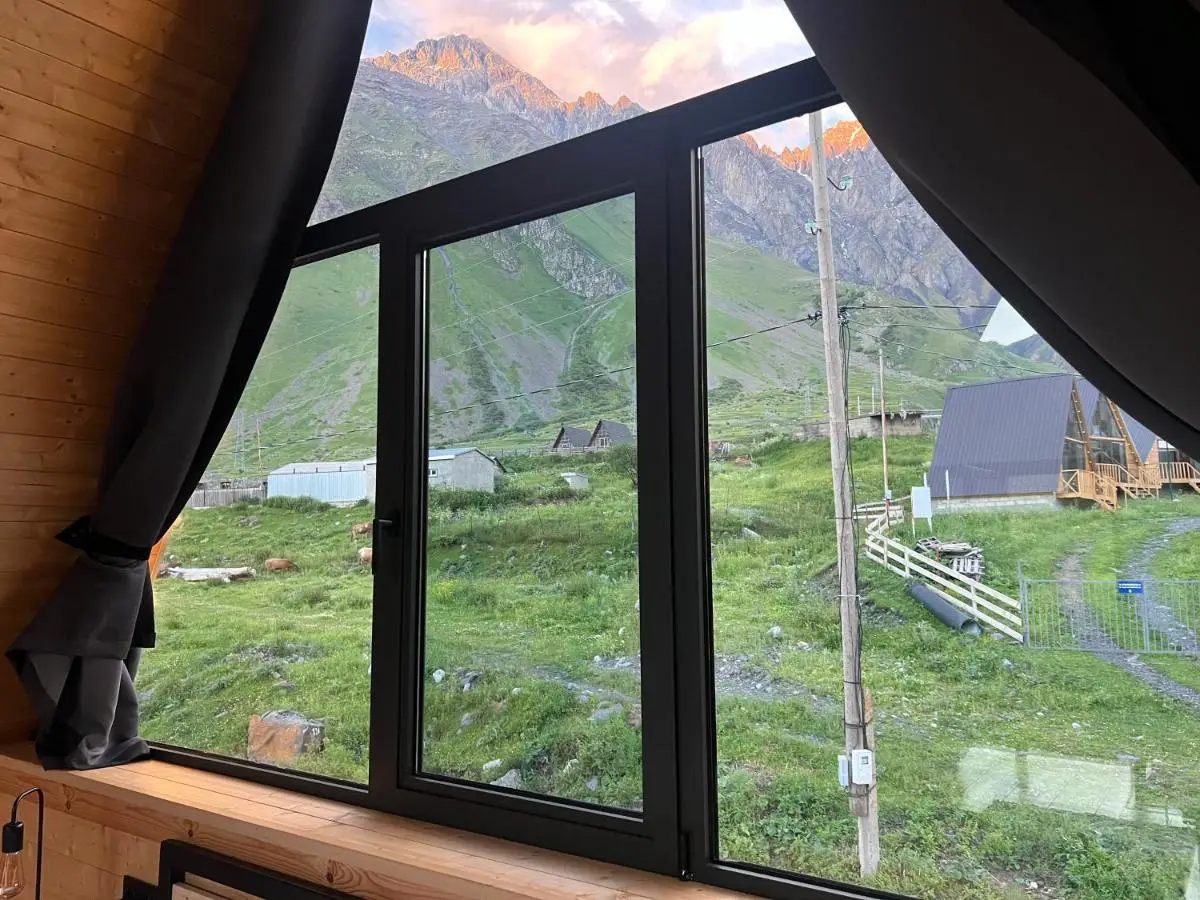 Kazbegi Hills Cottages