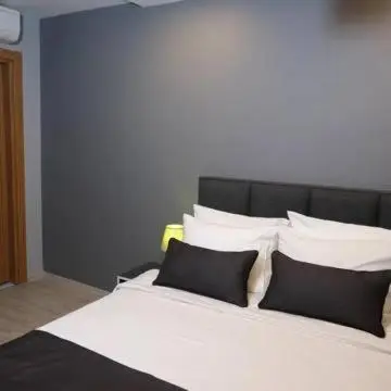 Ore Pera Suites