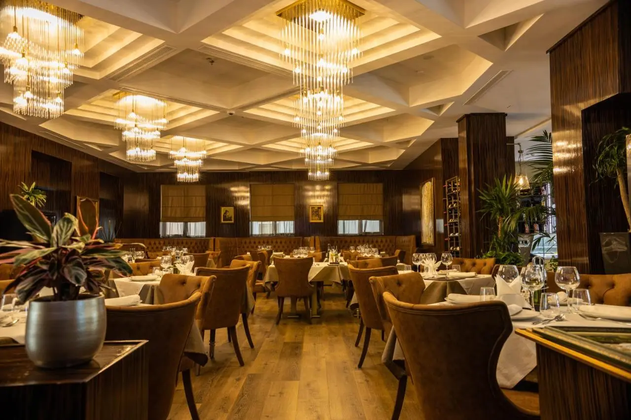 Hotel Golden Palace