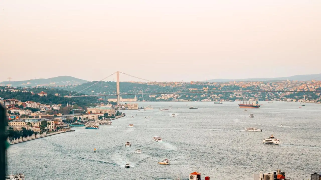 Bosphorus View Oasis 3 BR- 2 BA APARTMENT