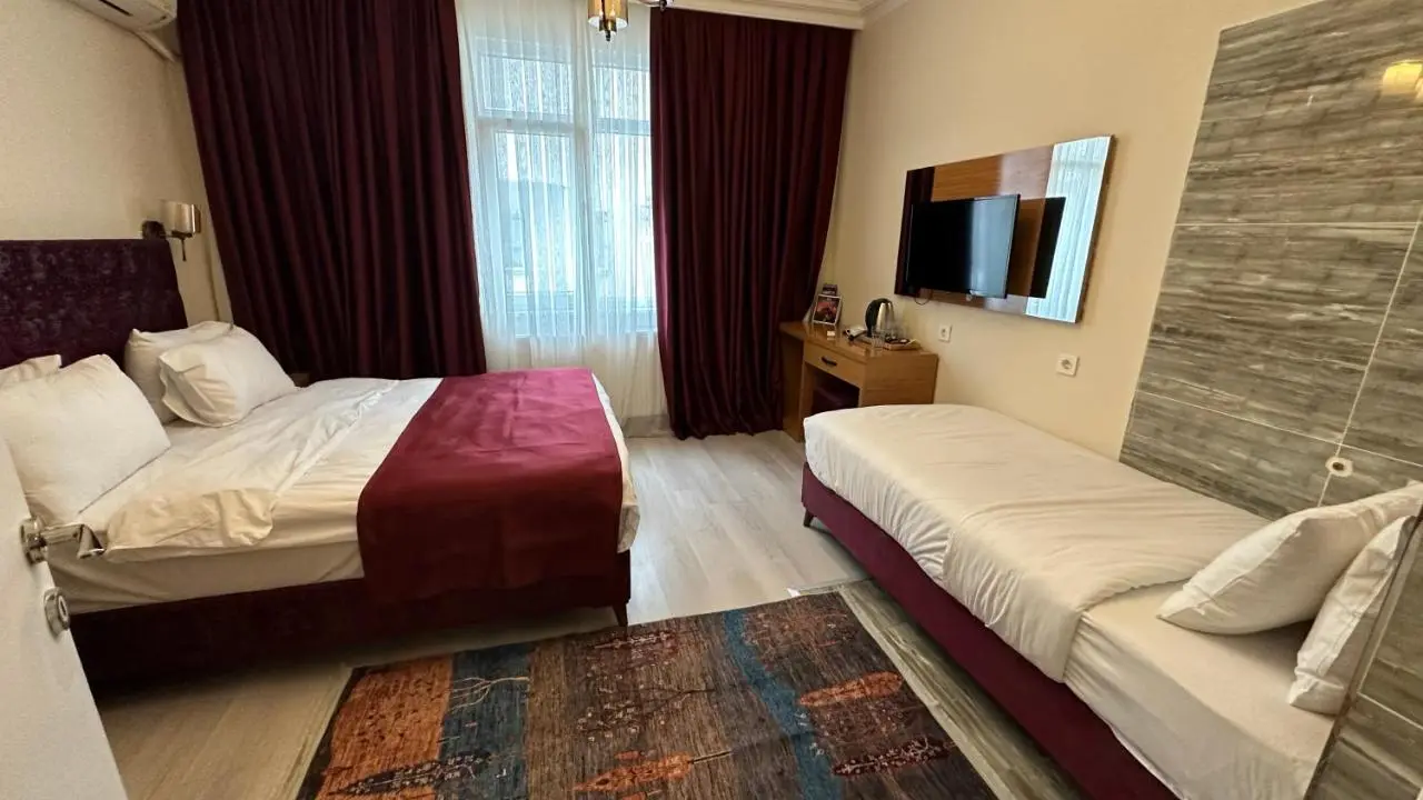 Golden Tulip Suite Apart