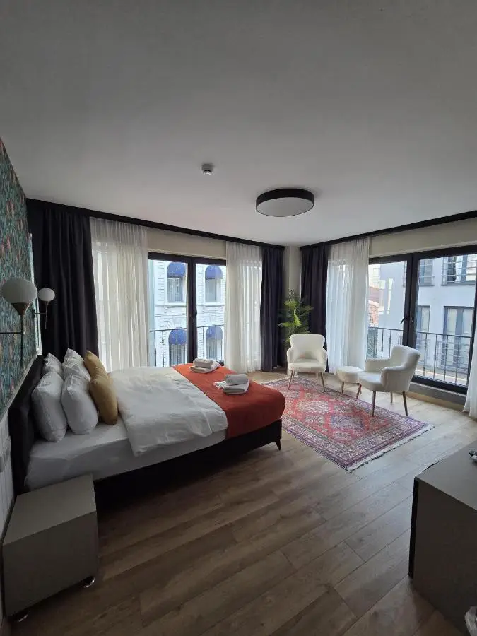 Zulu Suites