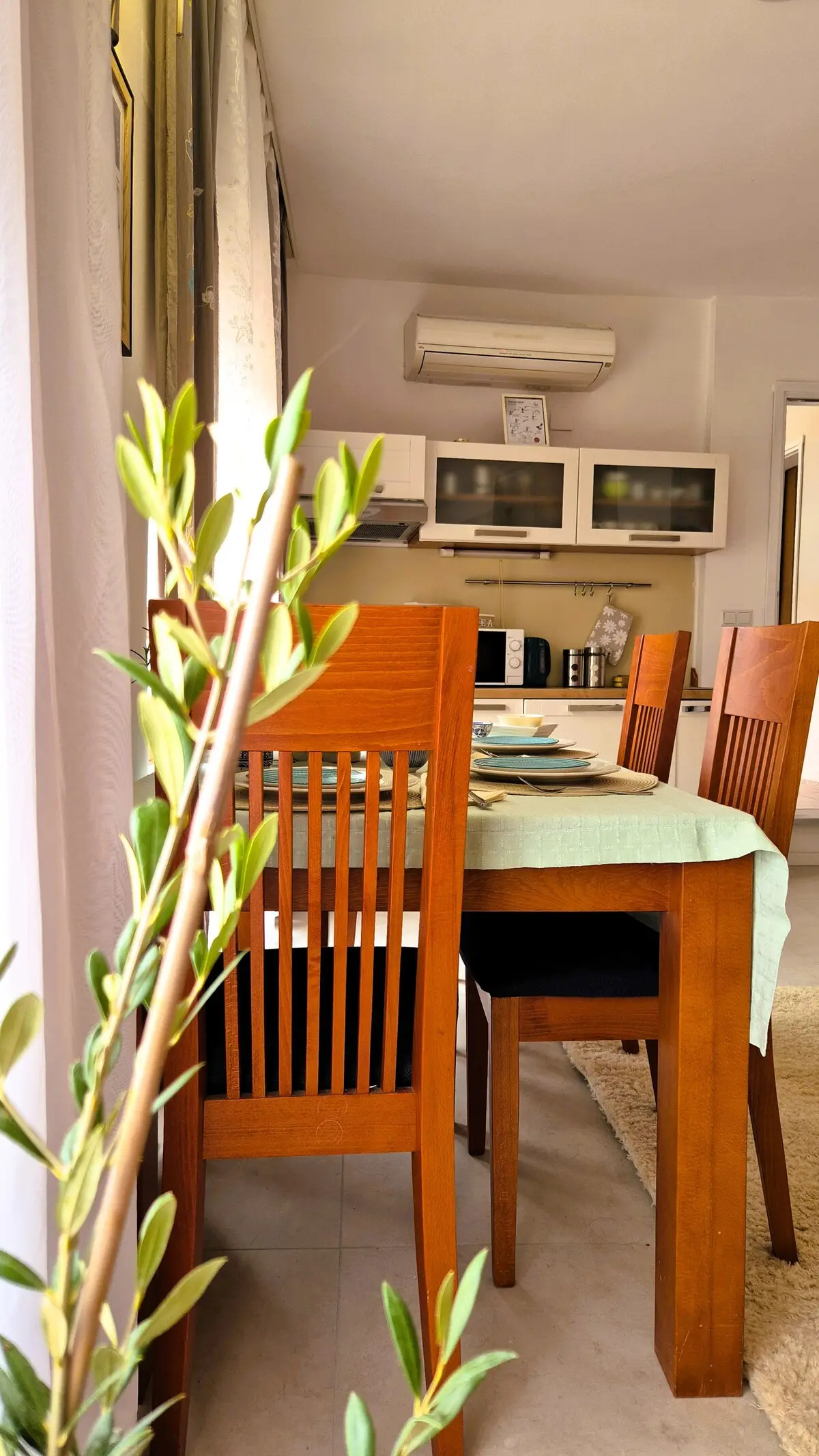 Gorgeous Hideout ★ Pool ★ Parking ★ Patio ★ Grill