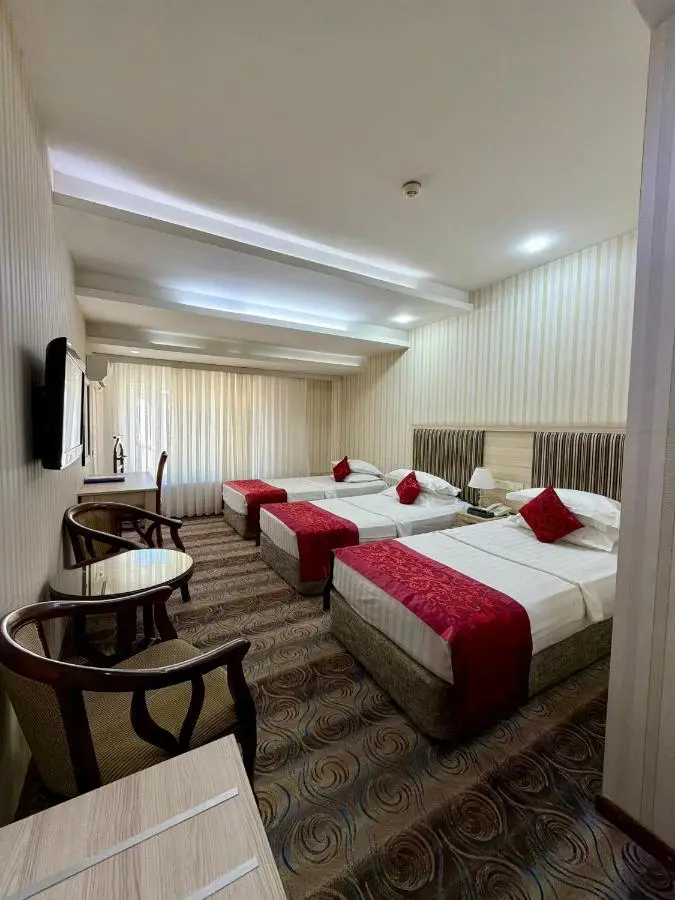 Royal Hotel