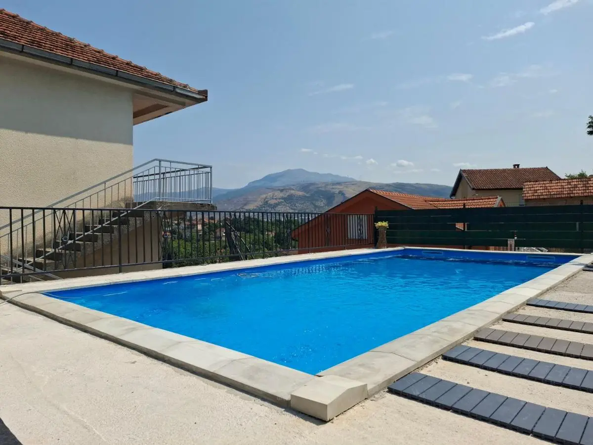 Apartman ZORA s bazenom sa slanom vodom - nova sezona!