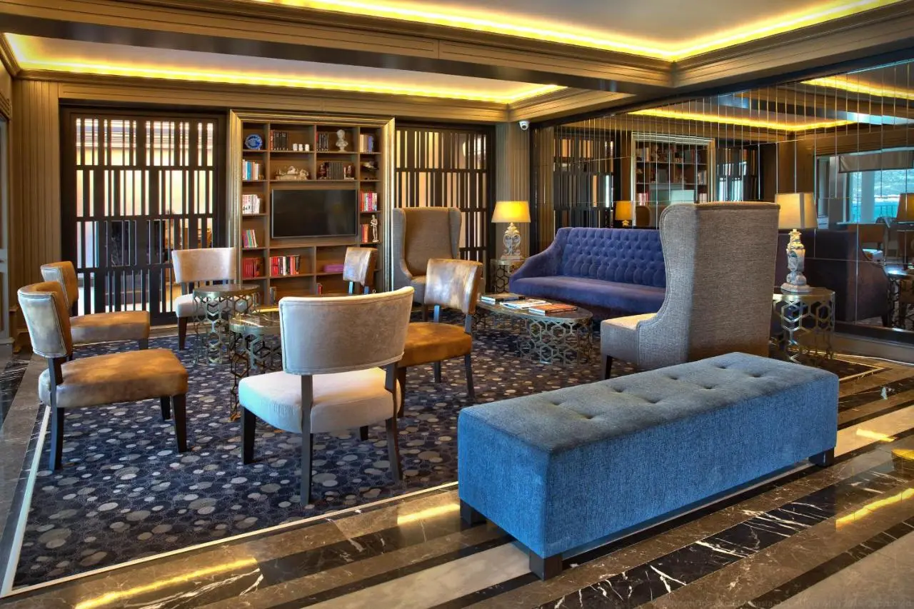 Northdoor Hotel