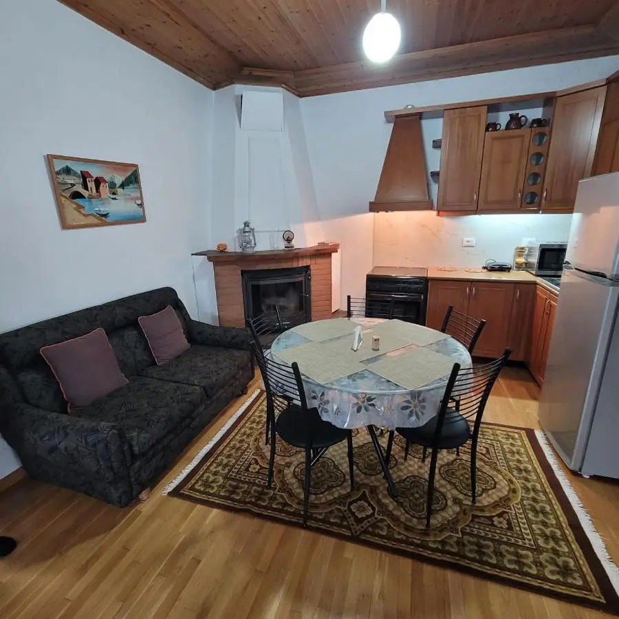 Jona Guest house