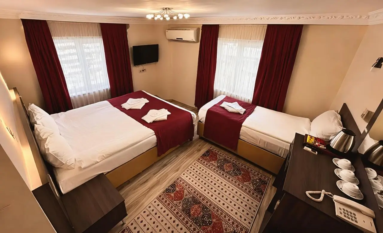 Le Safran Palace