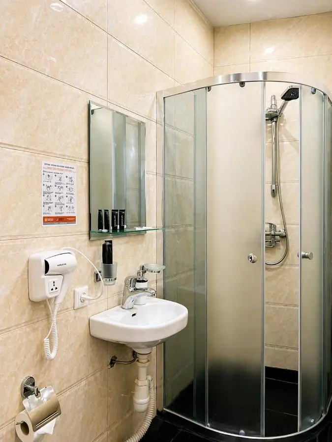 Vernisa Hotel