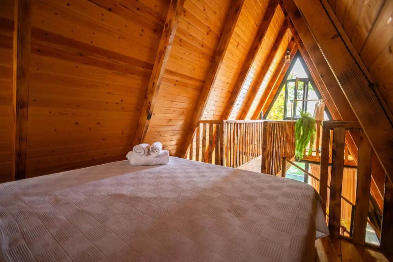 La'Familia Cottages