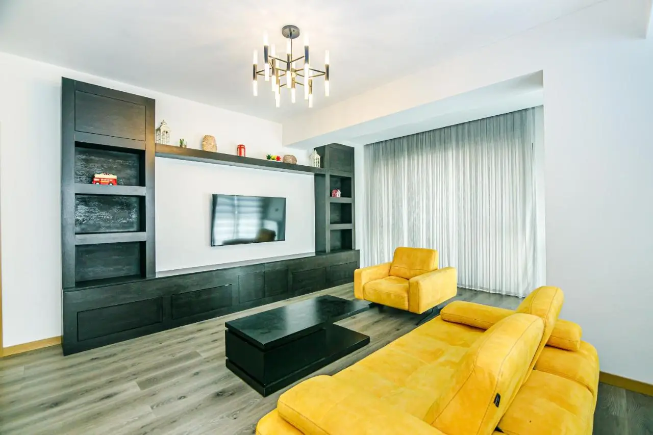KING Luxury Apartment in Baku