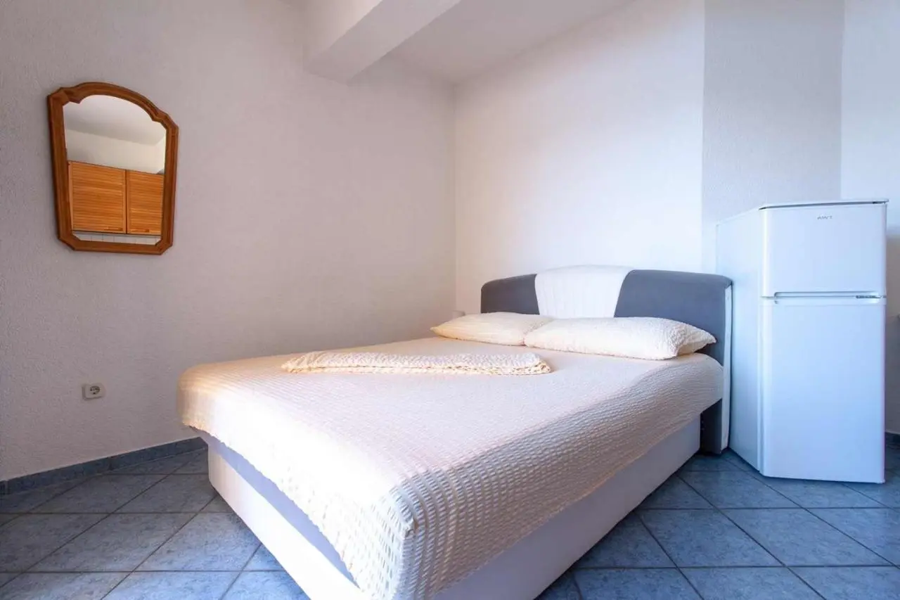 Villa Raguž sa Privatnom plažom i Garažom