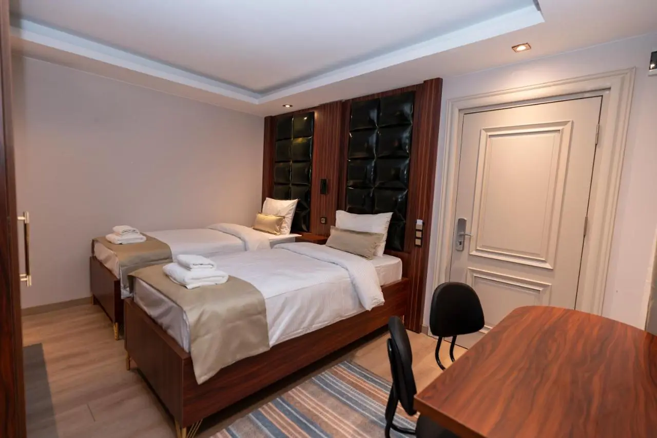 THE MUA LUXURY HOMEs