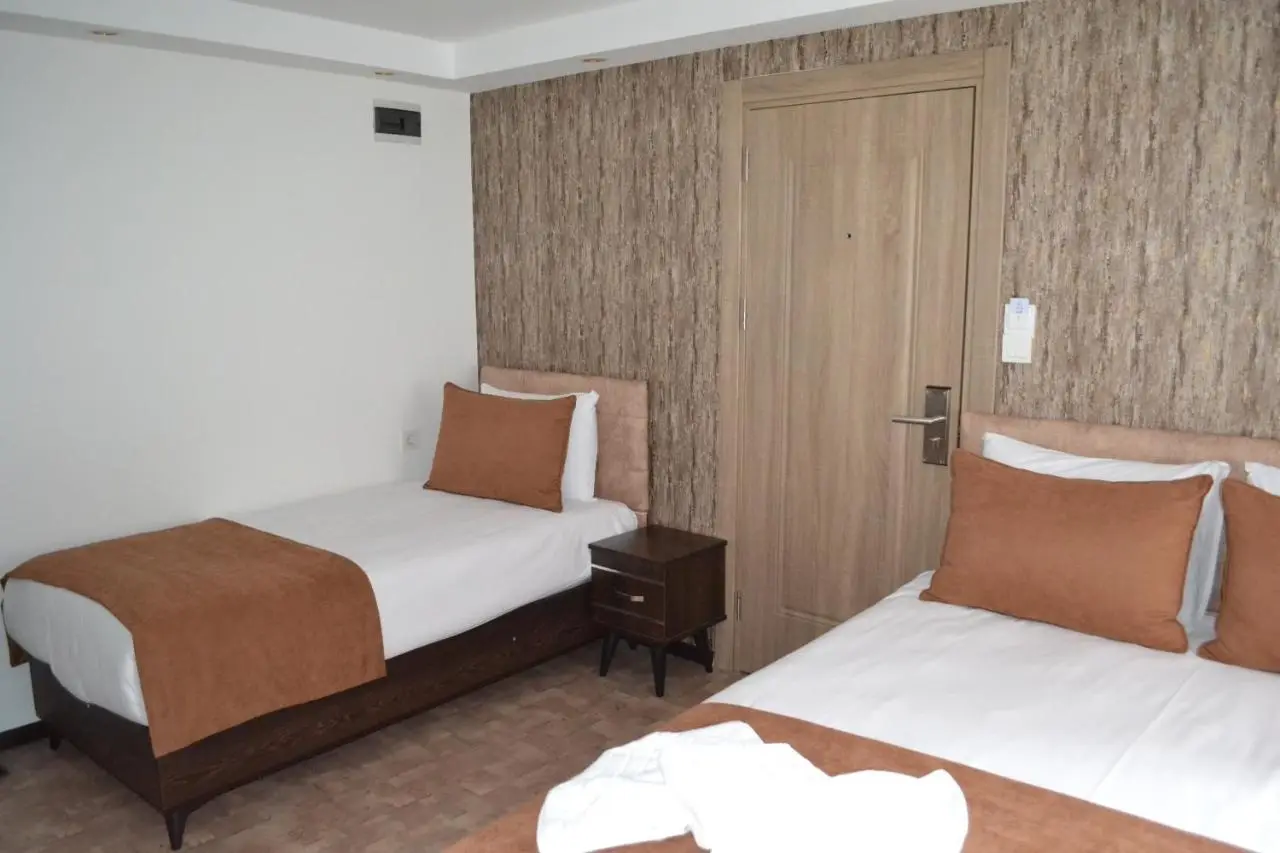 HOTEL GLOBAL 2022