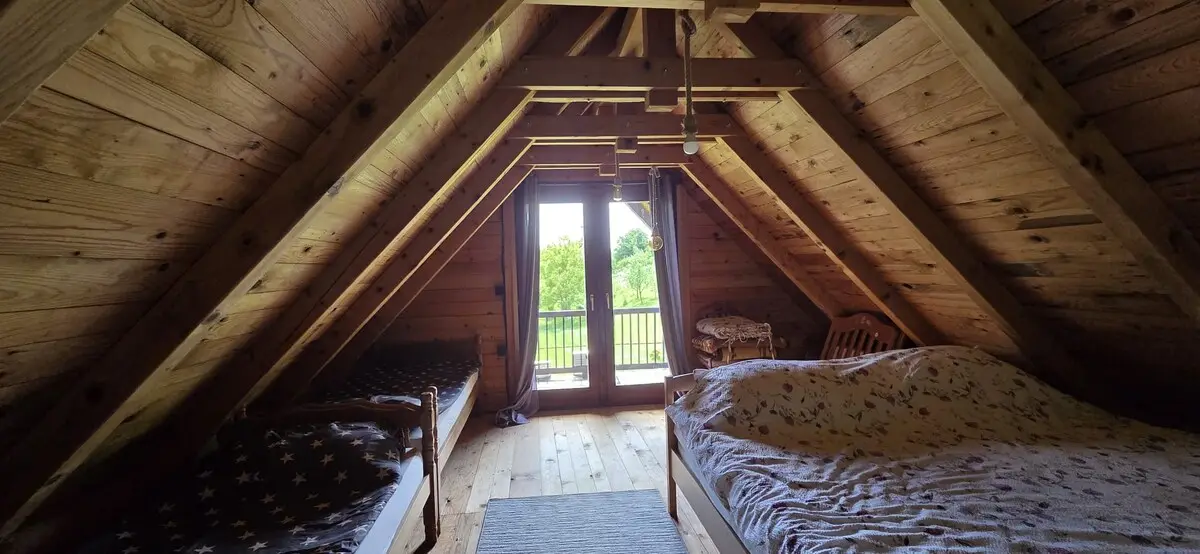 Nina's Cabin