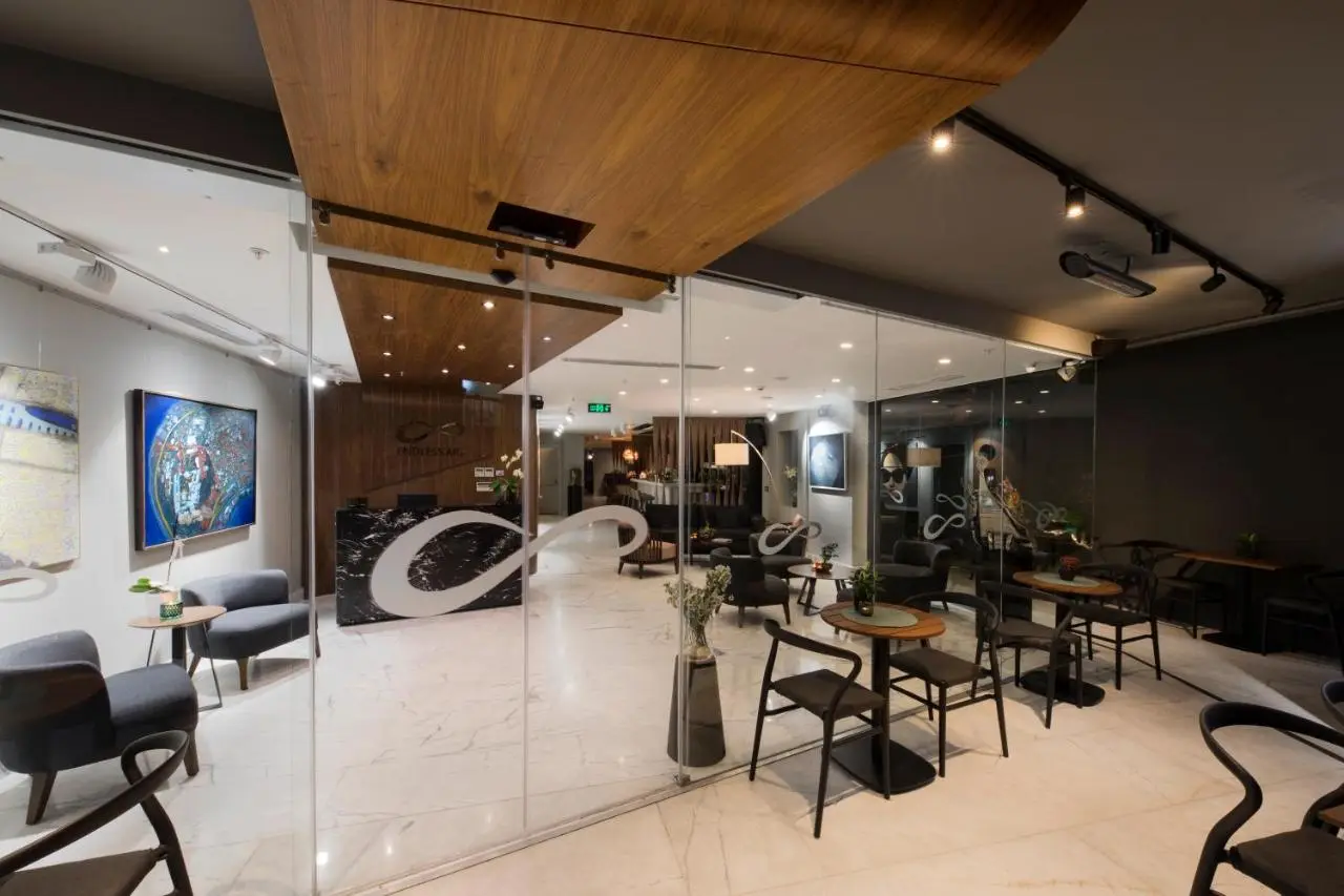 Endless Art Hotel-Special Category