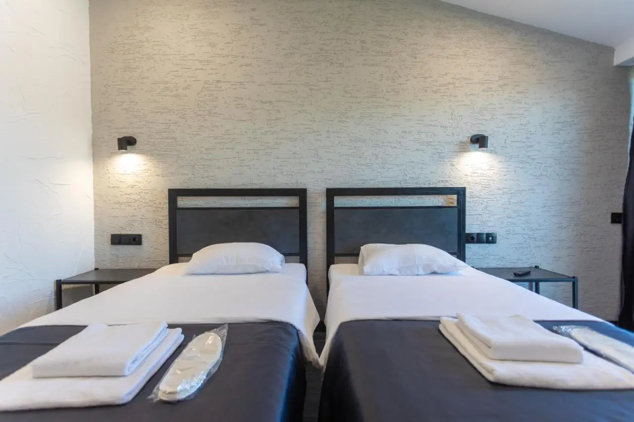 Hotel West Way