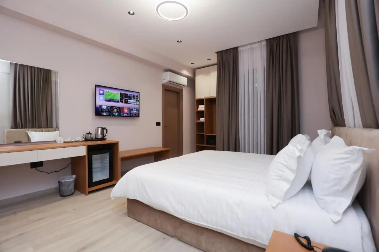 Resiidence Inn Hotel Tirana