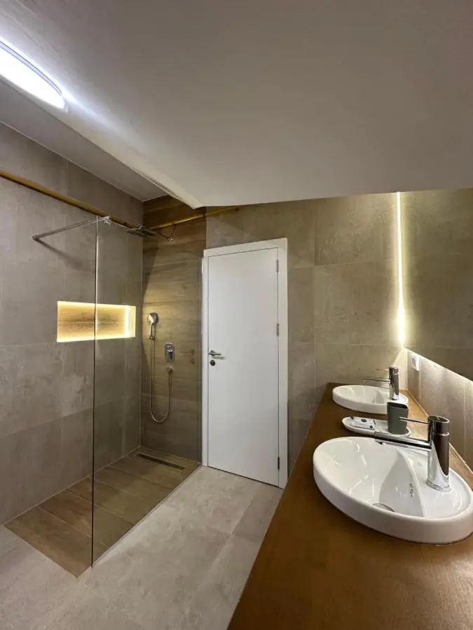 Kaizen's Central Apartments - Free Parking