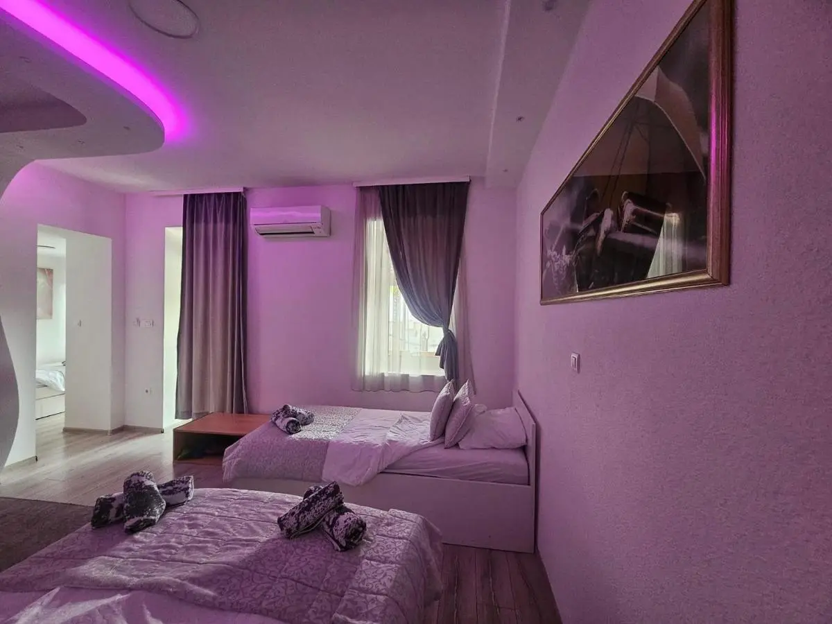 Carpe Diem Apartments