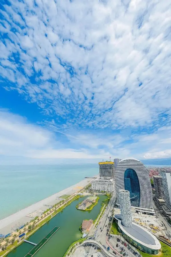 Orbi City - Sea View Aparthotel in Batumi