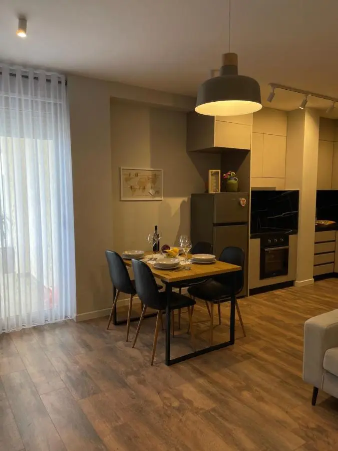 B4 Dusk Apartments R