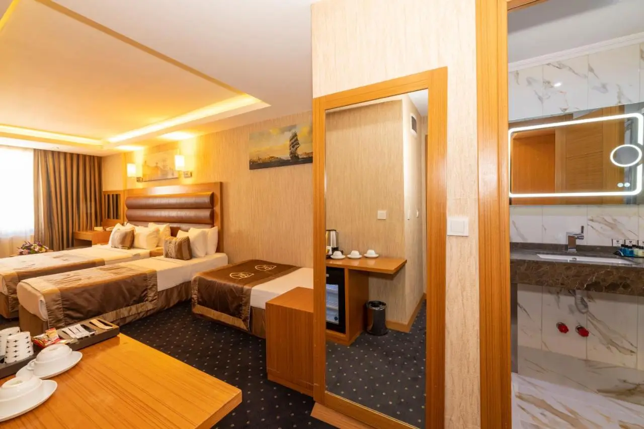 Regno Hotel