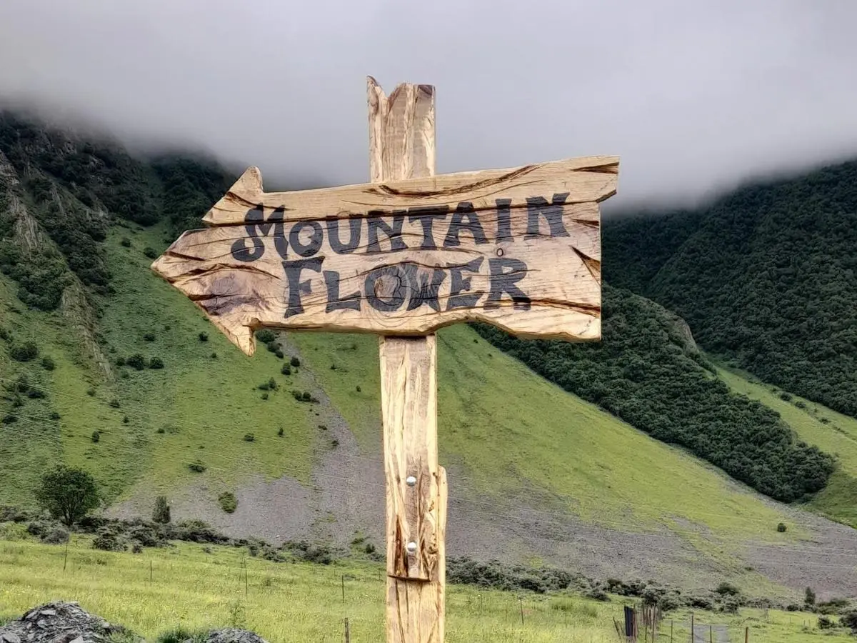 Mountain flower cottage