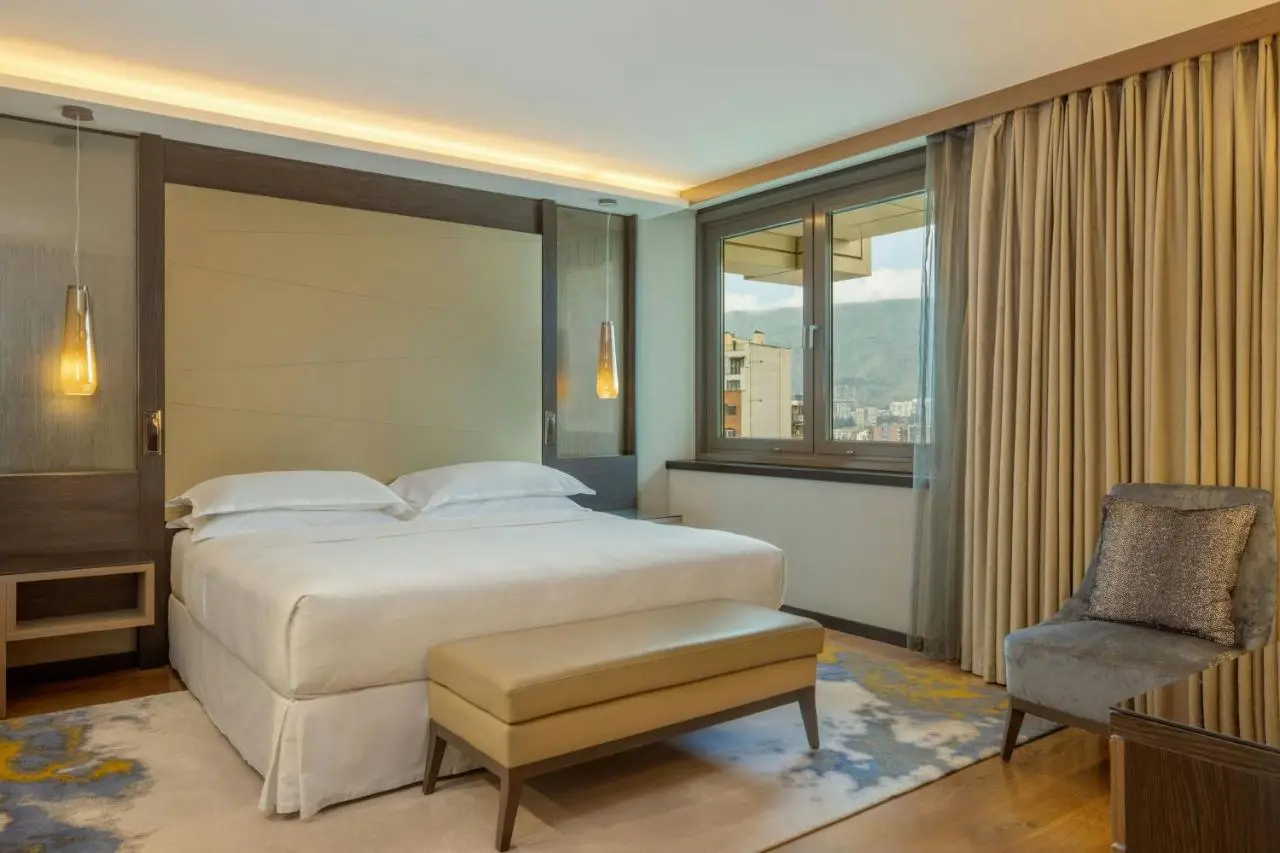 Sheraton Grand Tbilisi Metechi Palace