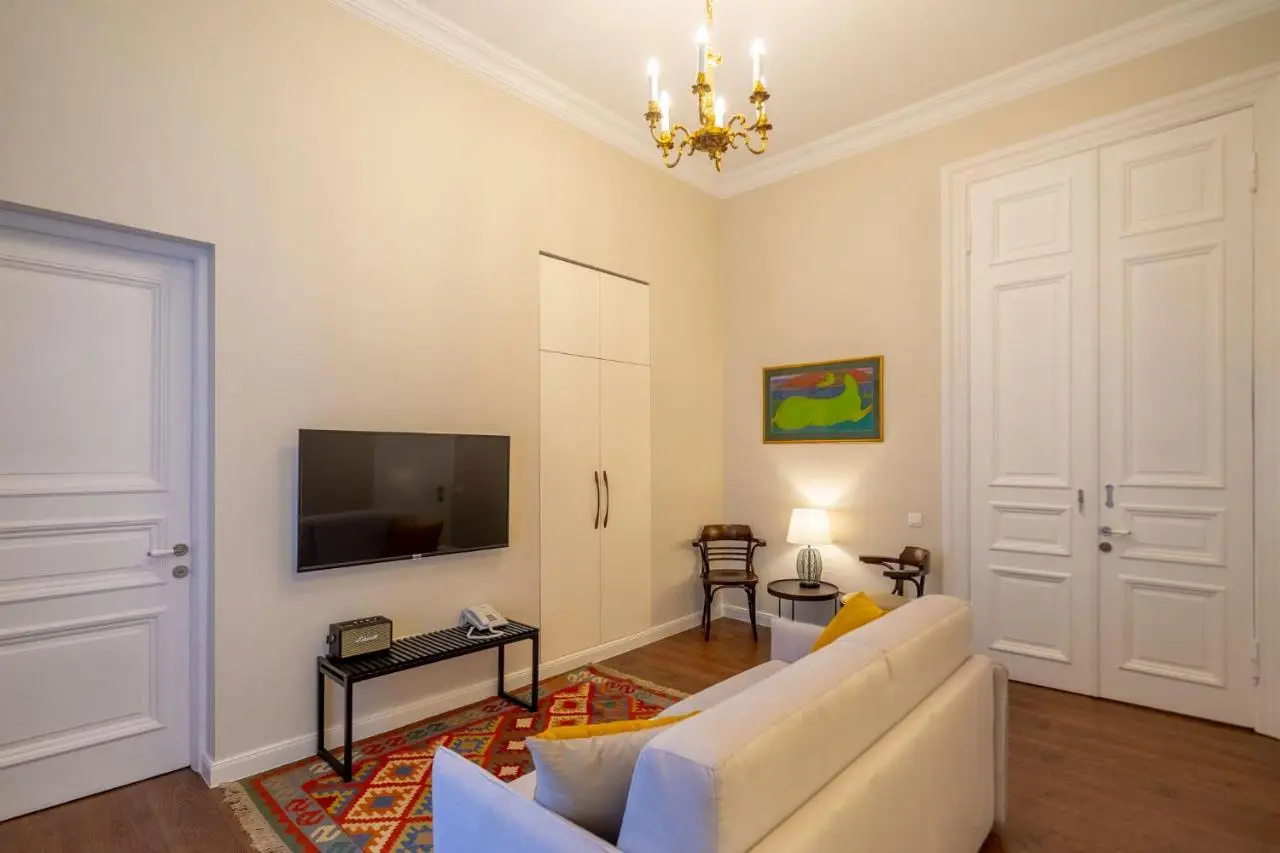 TIFLIS OPERA Aparthotel