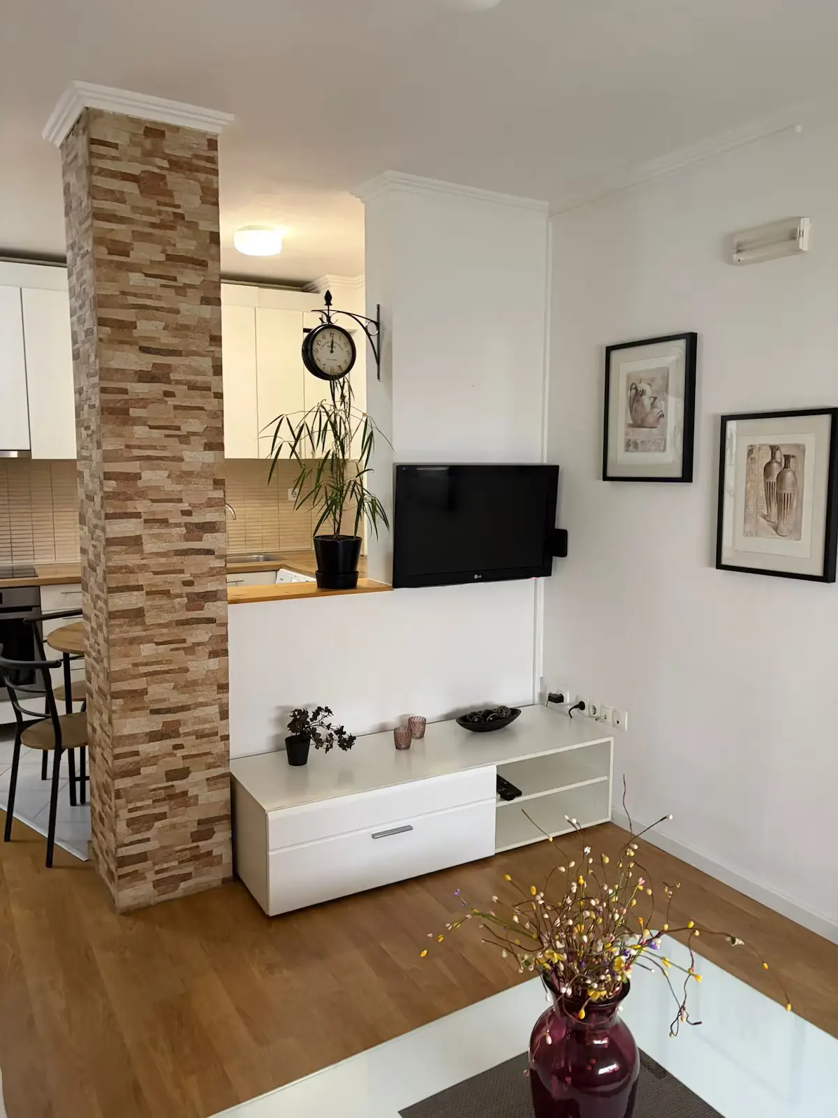 Lavanda Apartment-15 min walk to the Old Bridge