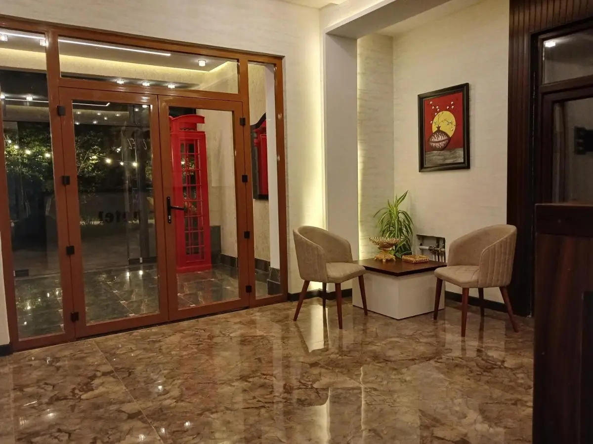 North Hotel