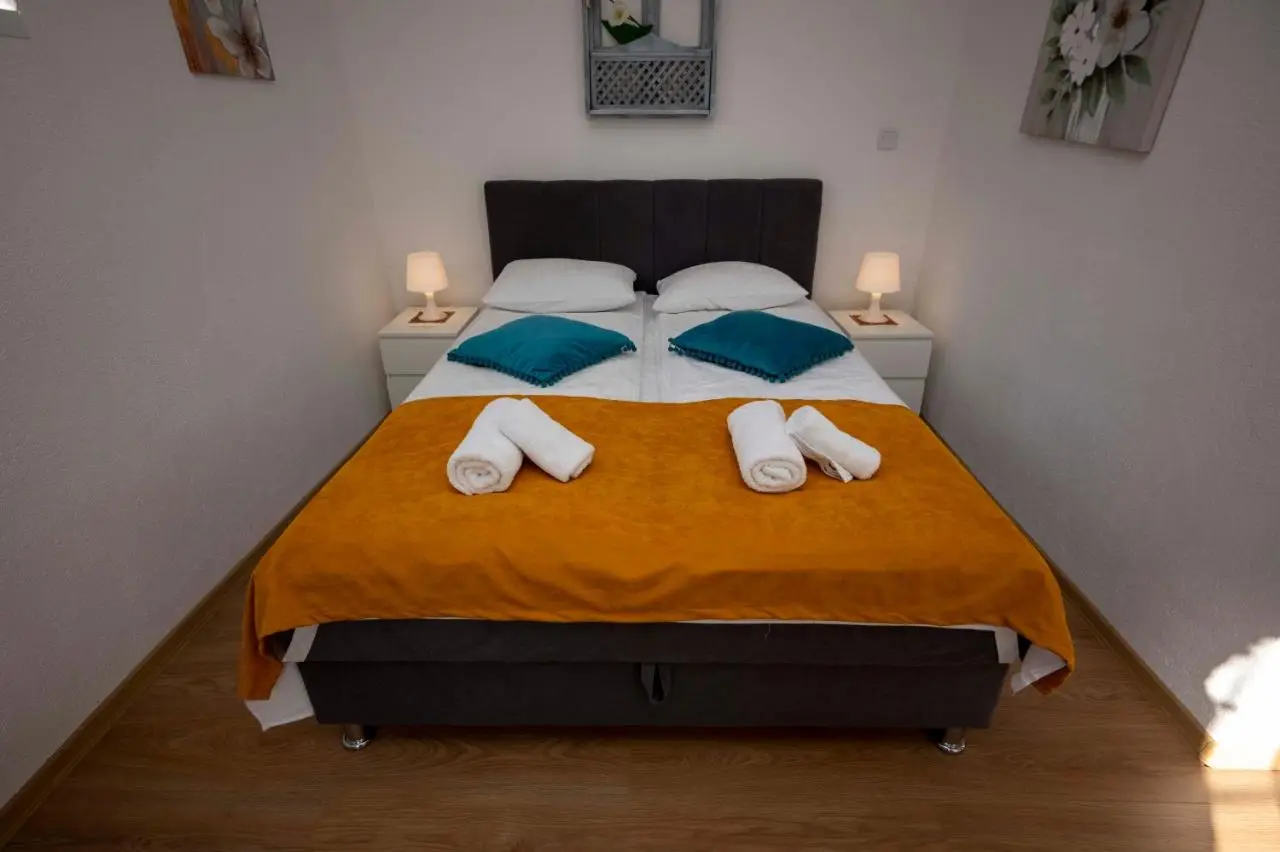 Bosanska Avlija Authentic Sarajevo Stay with Garden
