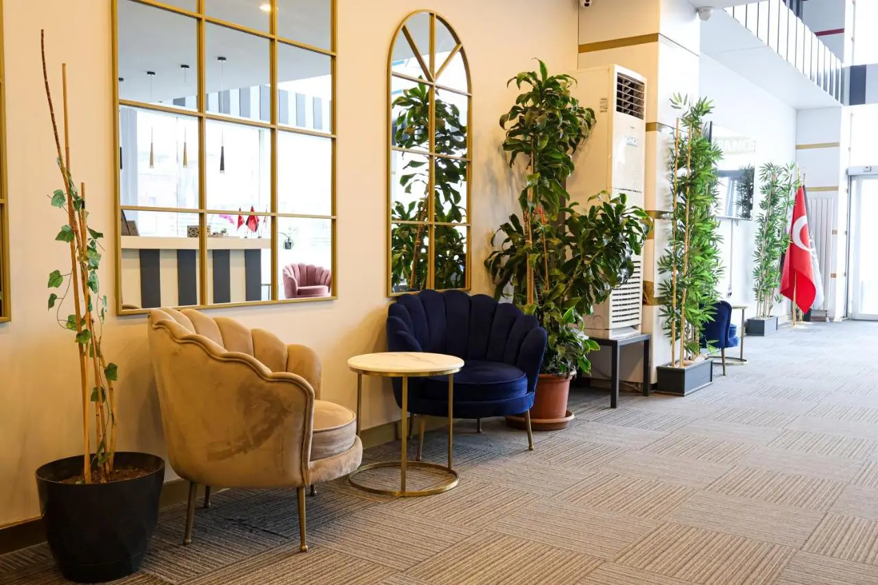 Home Plus Hotel