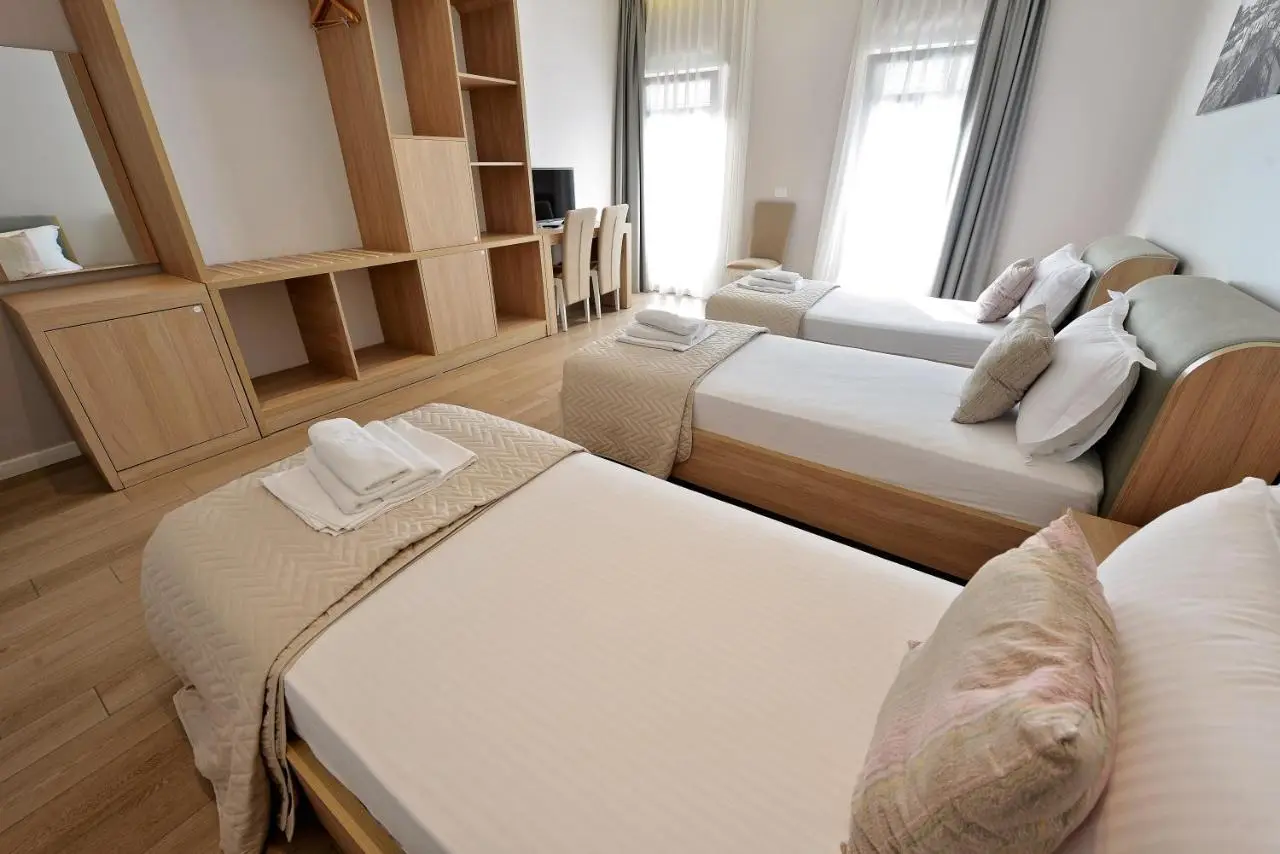 Alis Hotel