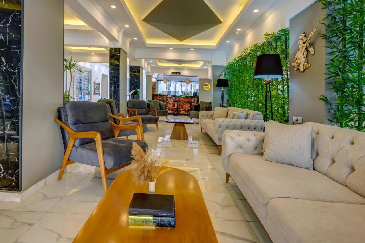 Miss Cleopatra Hotel