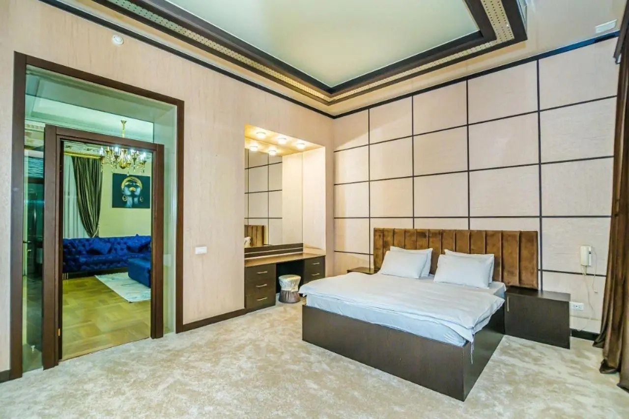 Four seasons apartment