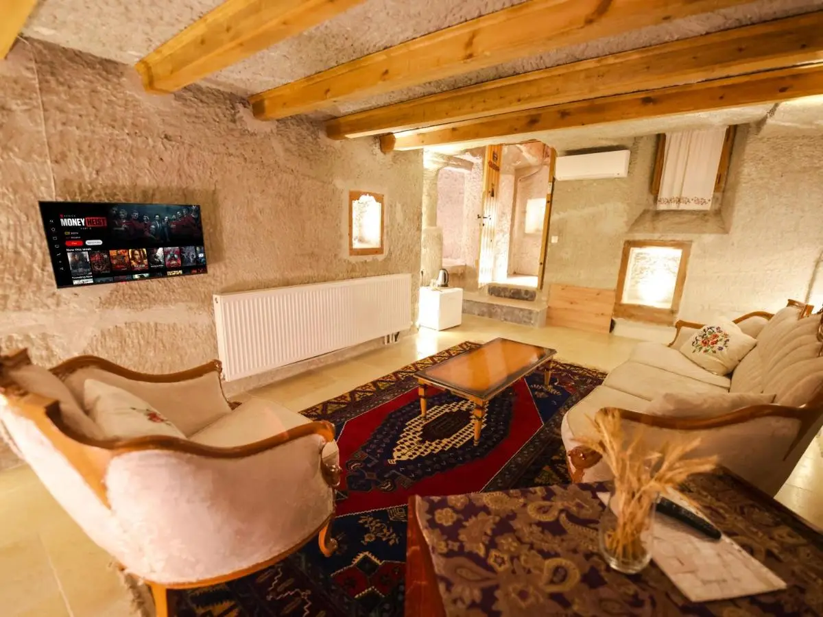 My Cave Suites