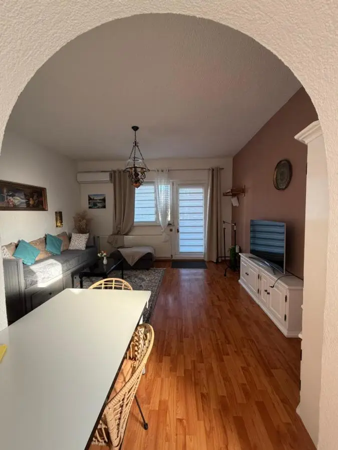 Apartment Naki