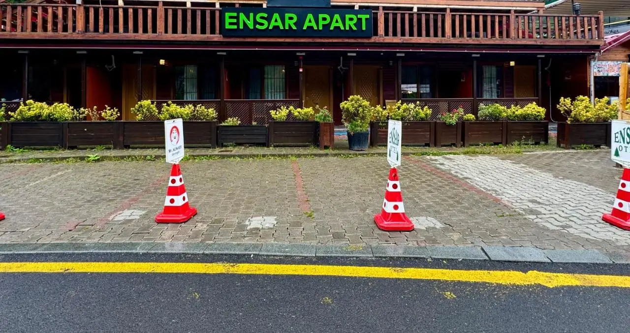 Ensar Apart