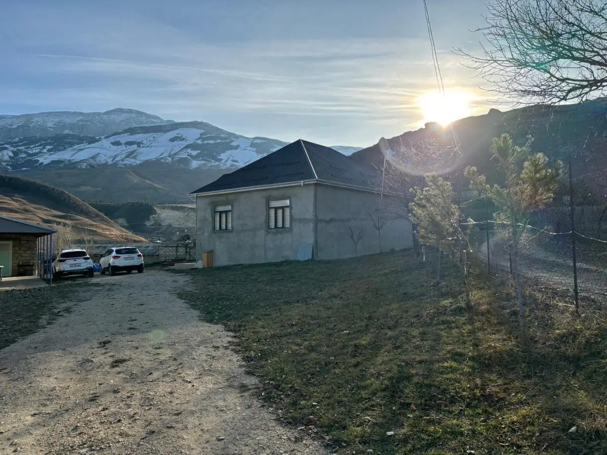 Shahdag S&R House