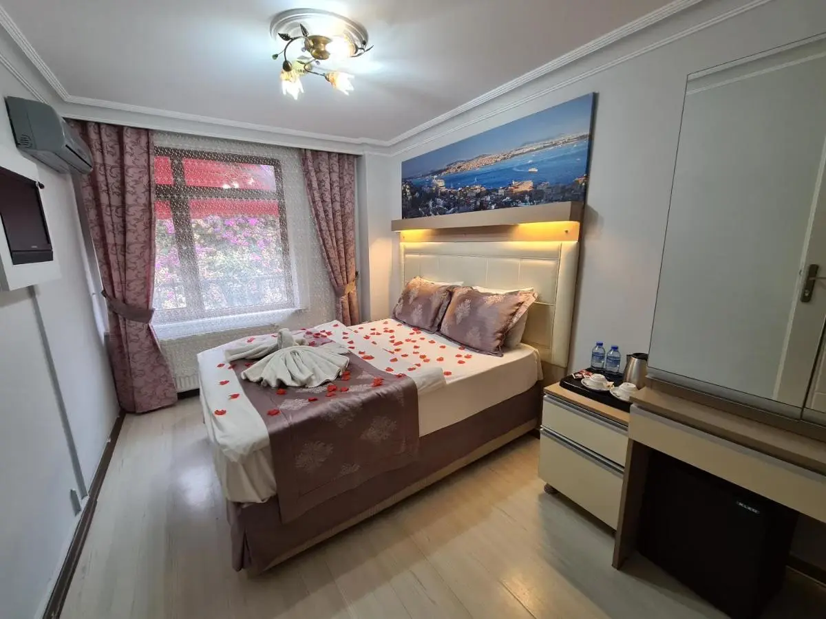 Oceans 7 Hotel