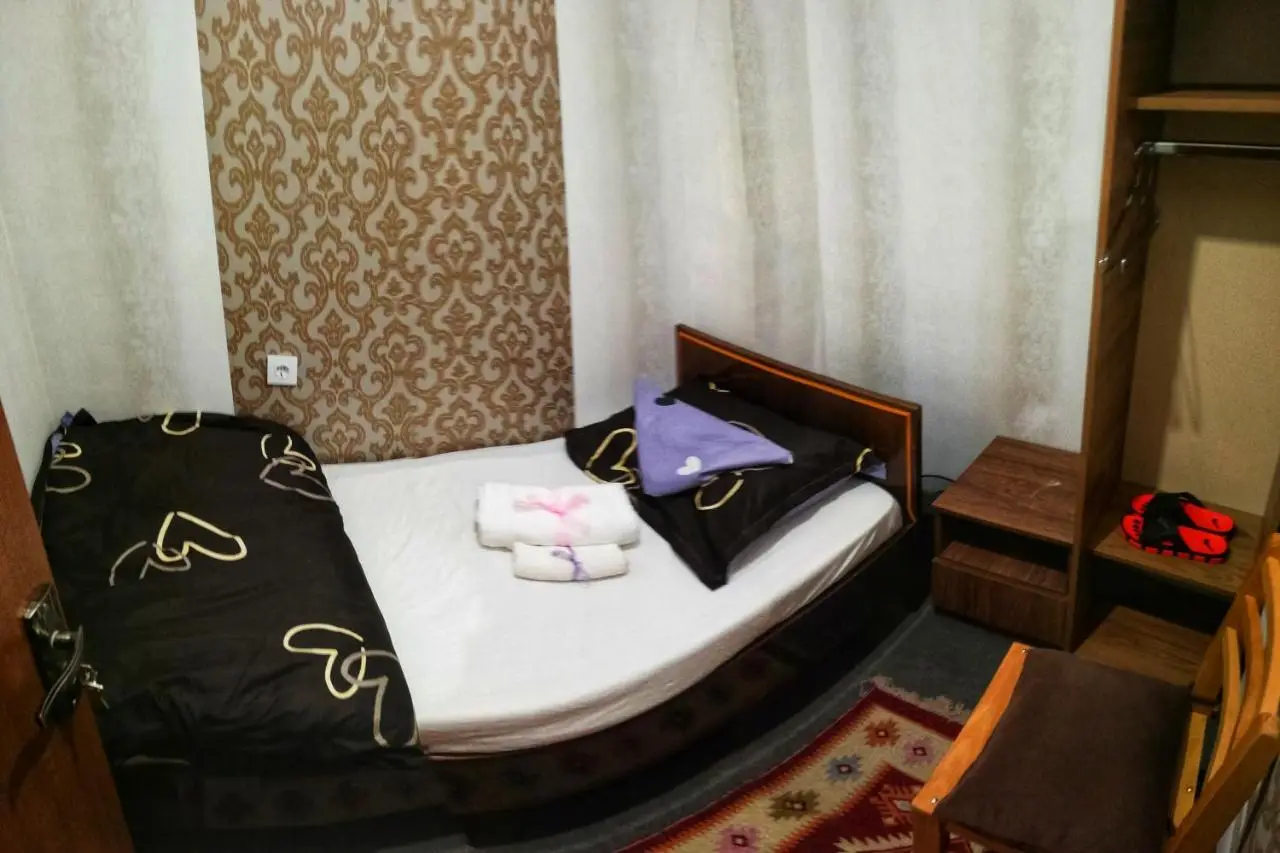 Hostel Violet