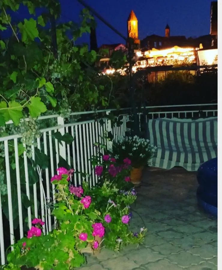 Abramichi Guest House