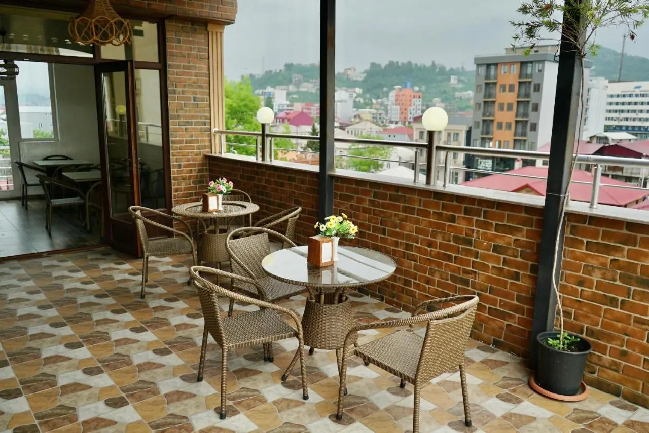 hotel Vaxx