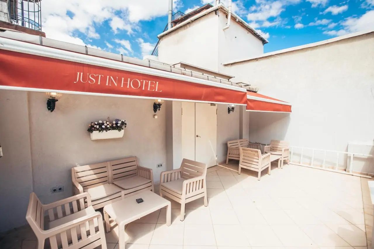 Just Inn Hotel