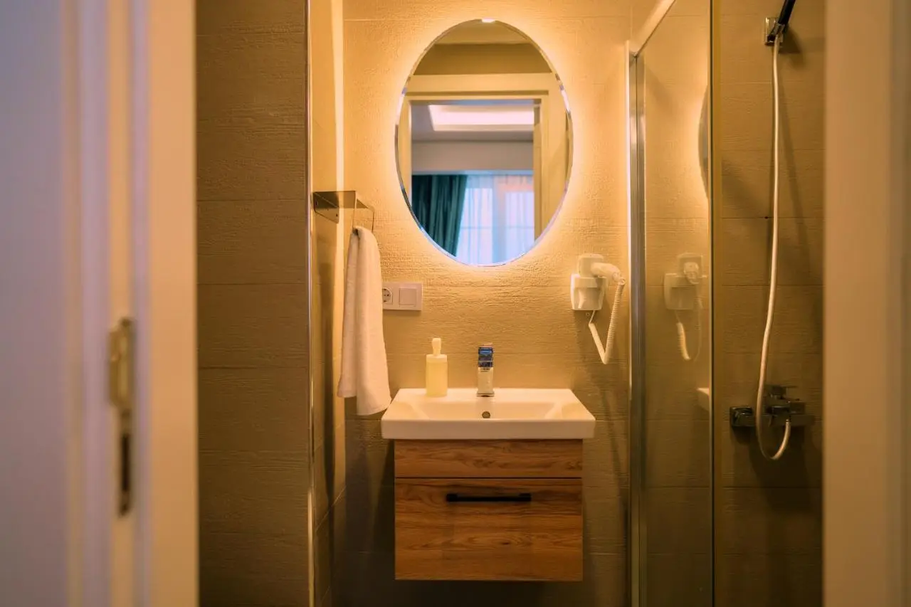 Taksim Santa Lucia Hotel