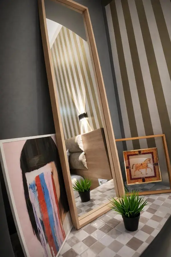 Mayata Gallery