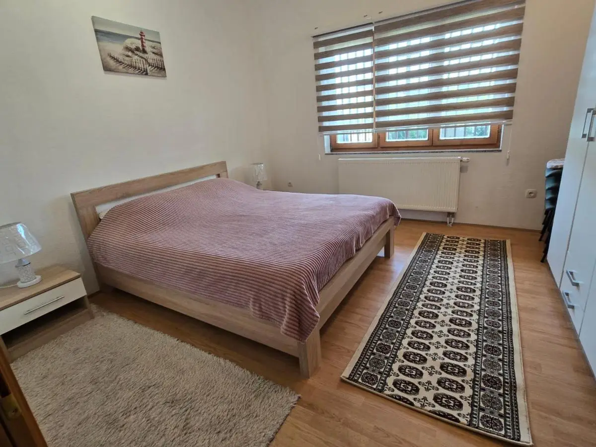 Apartman Nedim - Free Parking & Garden near Airport