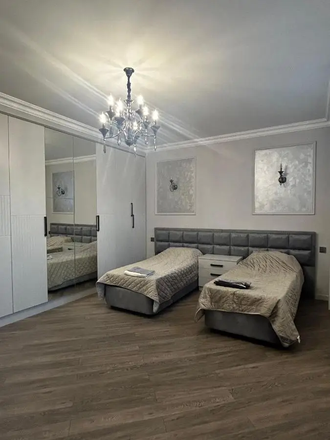 3 floors 4 bedroom seaside apart